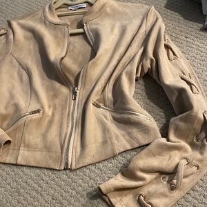 Fashion Nova soft stretchy crop Jacket size M